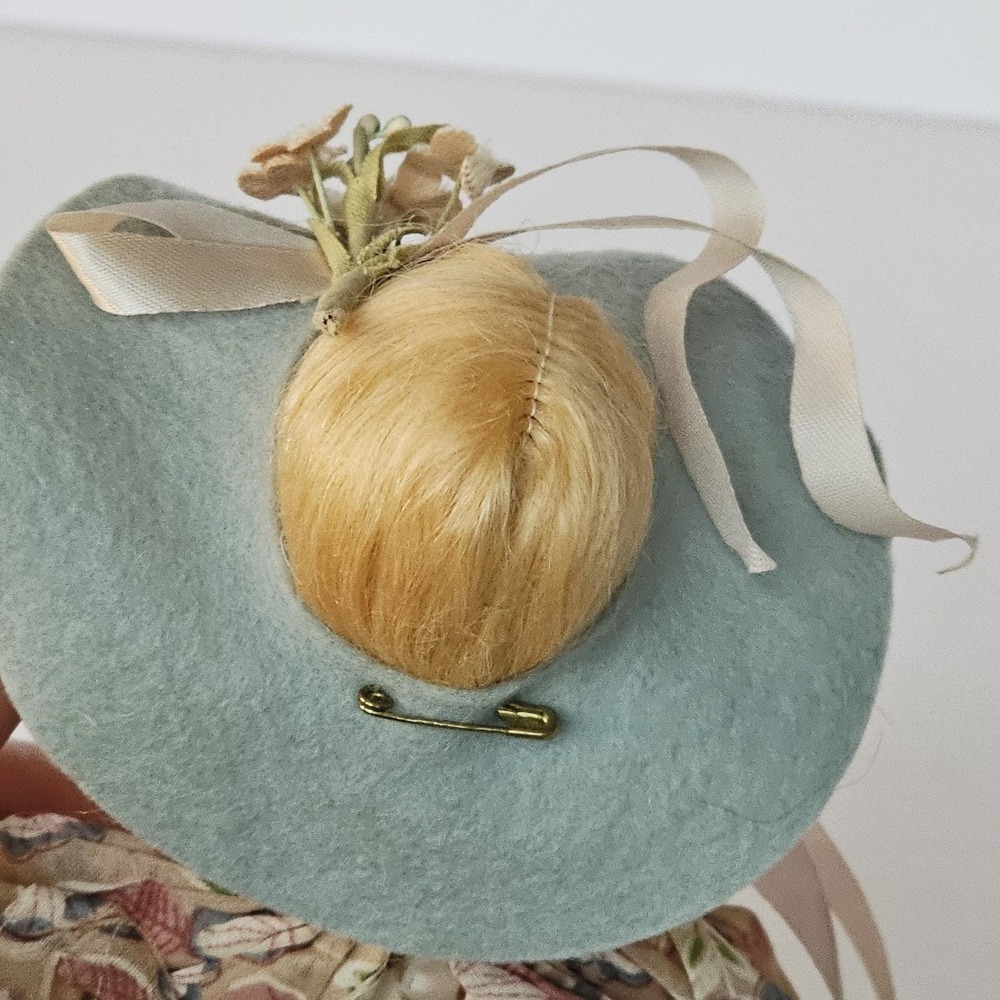 Vintage Nancy Ann Storybook Doll Floral Dress Felt Hat Sleep Eyes Collectible - Picture 9 of 10